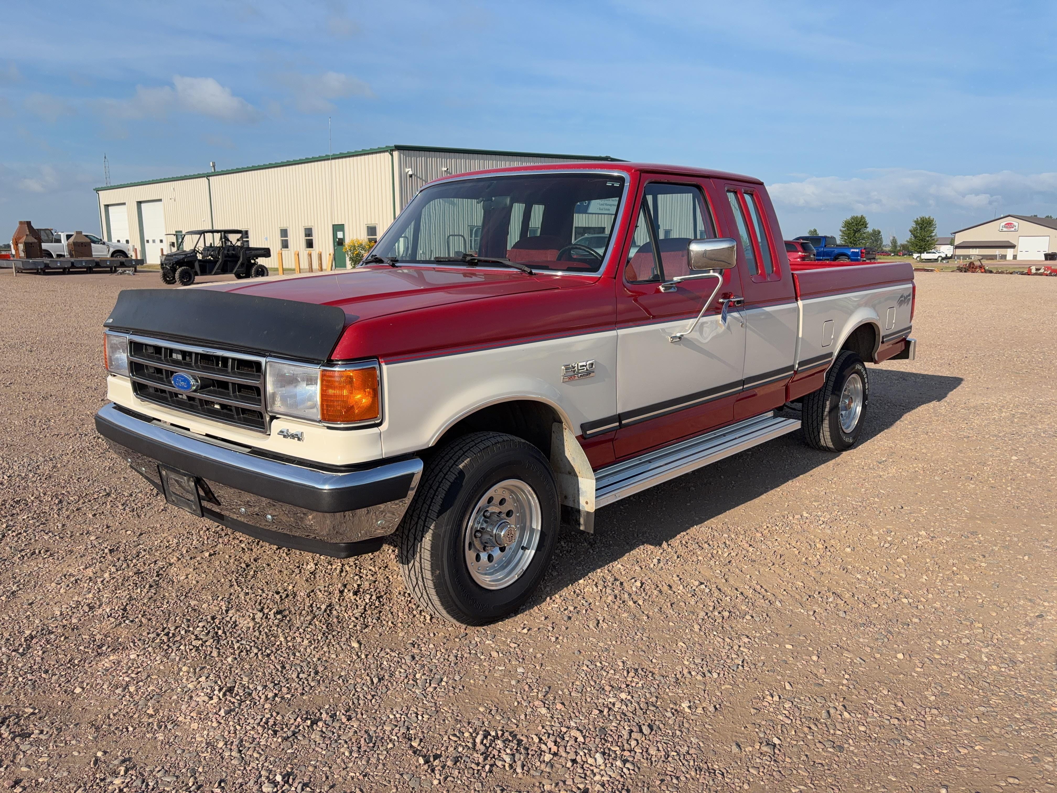 1991 Ford F-150 Equipment Image0