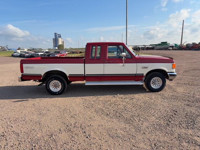 Image of Ford F-150 equipment image 4