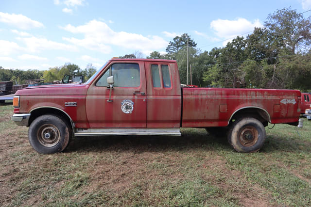 Image of Ford F-250 equipment image 1