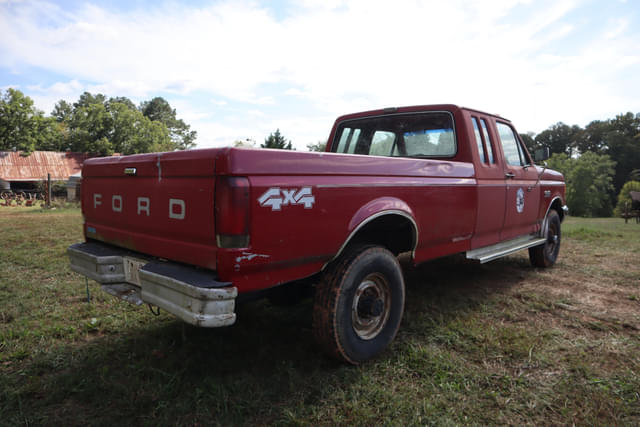 Image of Ford F-250 equipment image 4