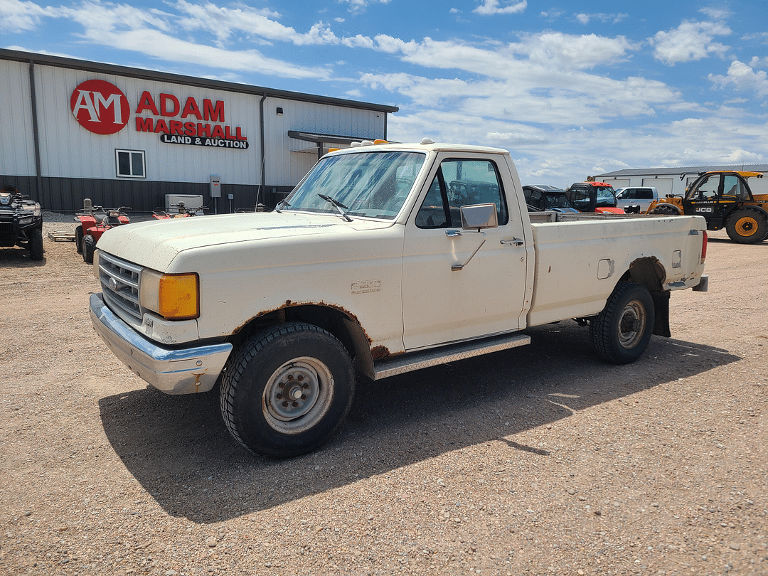 Image of Ford F-250 Primary image