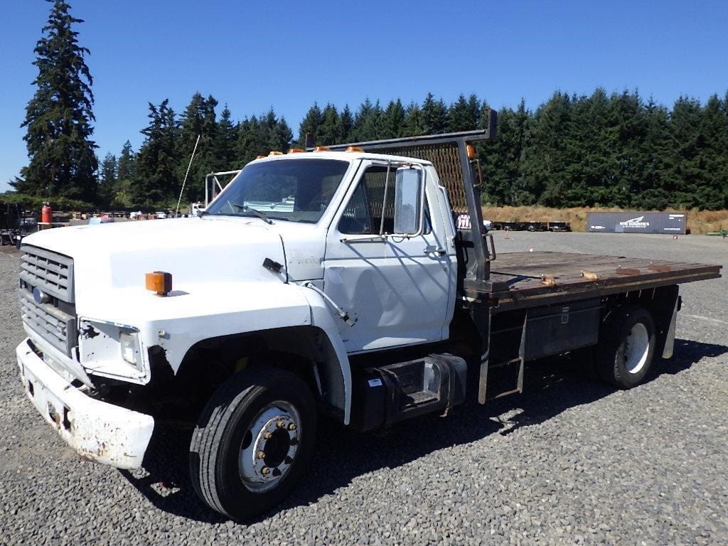 1991 Ford F-600 Equipment Image0