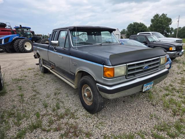 Image of Ford F-250 equipment image 1