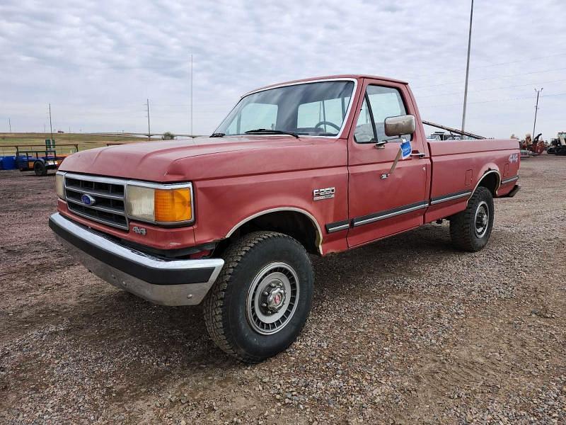 Image of Ford F-250 Primary image