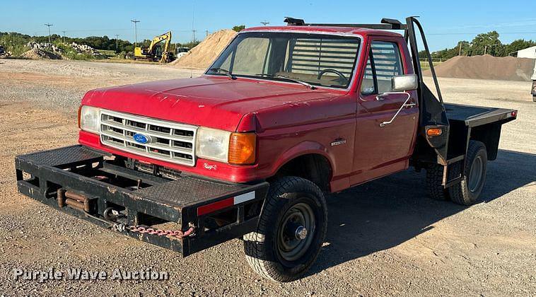 Image of Ford F-350 Primary image