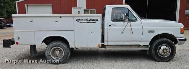 Image of Ford F-350 equipment image 3