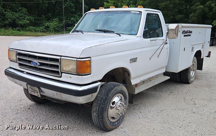 Image of Ford F-350 Primary image