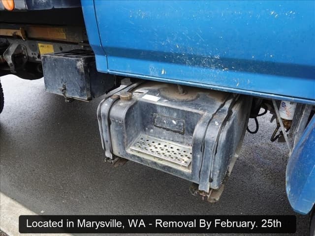 Image of Ford F-600 equipment image 2