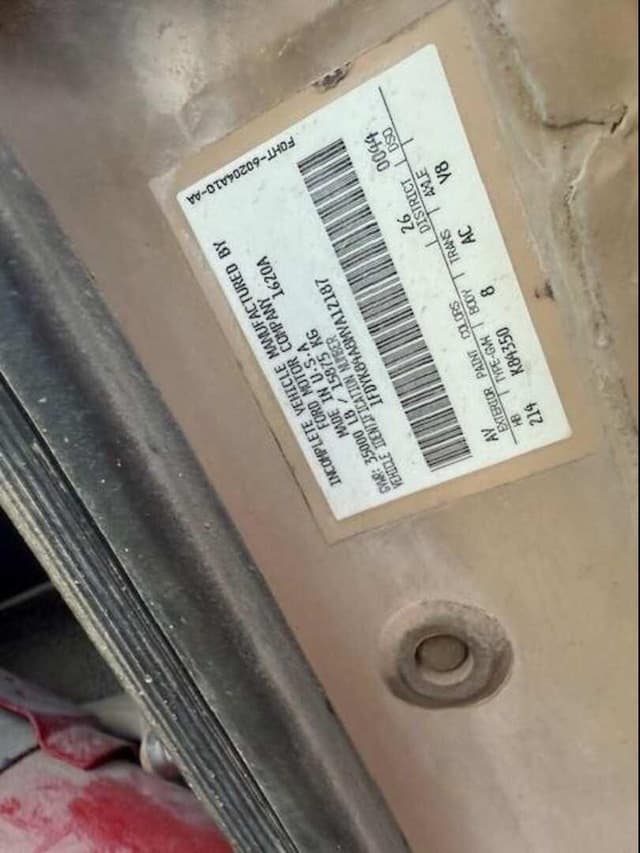 Image of Ford F-800 equipment image 4