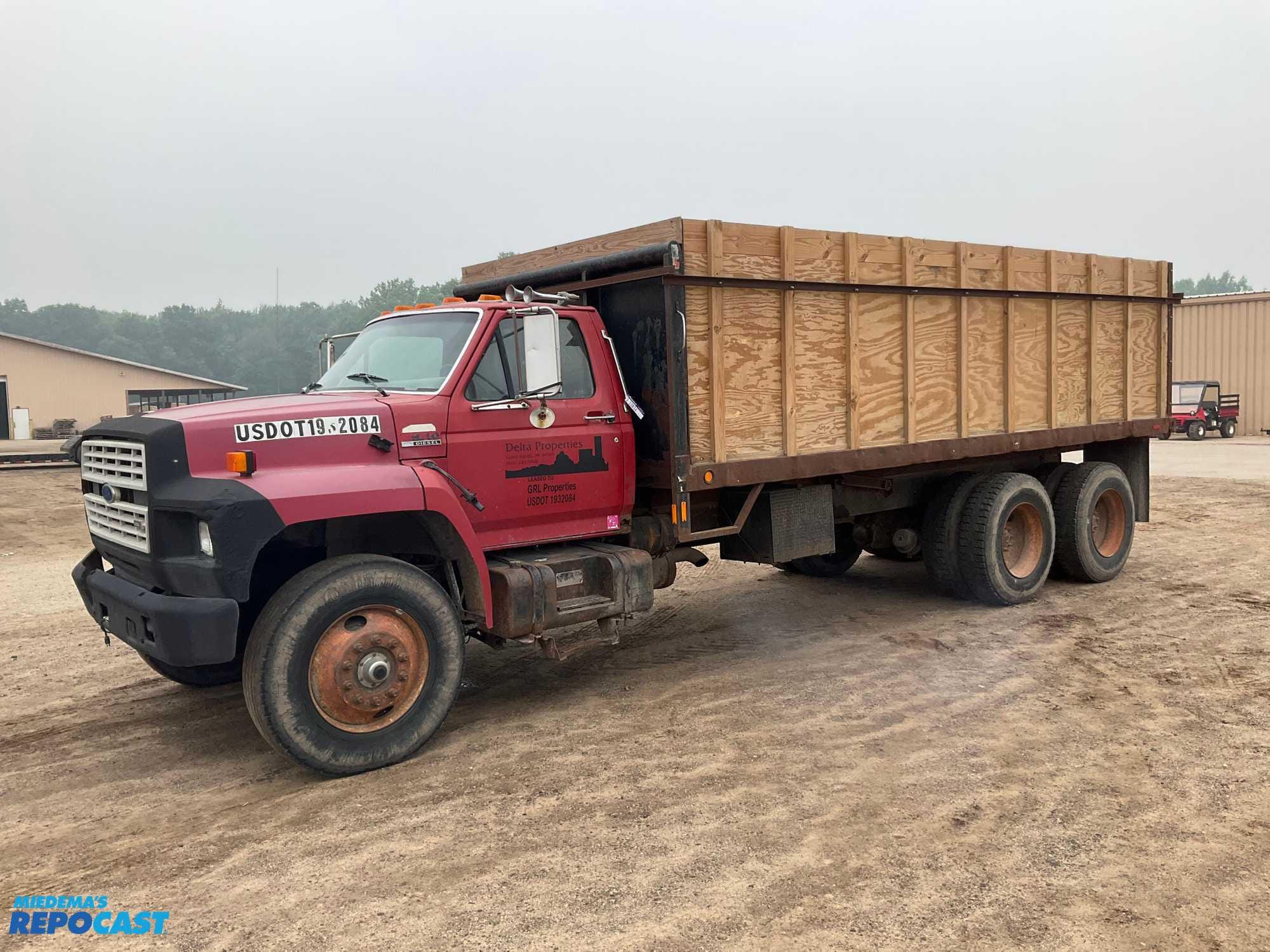 Main image Ford F-900