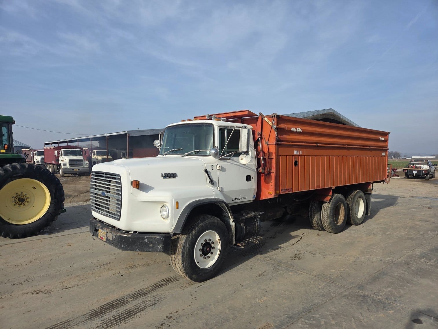 1991 Ford F-8000 Equipment Image0