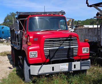 Main image Ford L8000