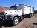 1991 Ford L9000 Image