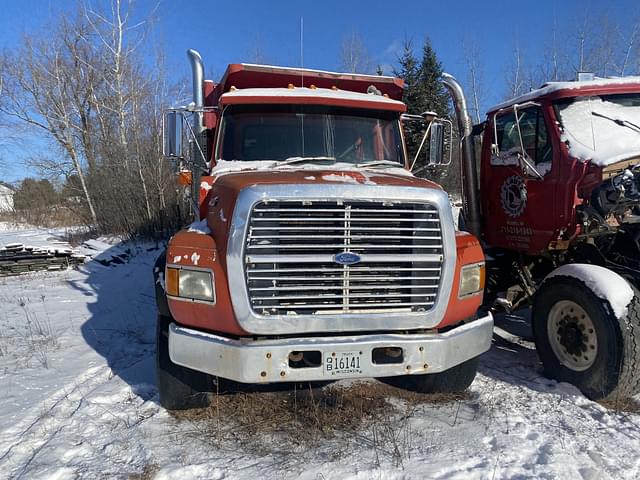 Image of Ford L9000 equipment image 1