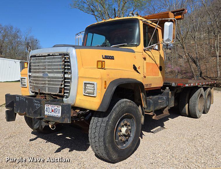 Image of Ford L9000 Primary image