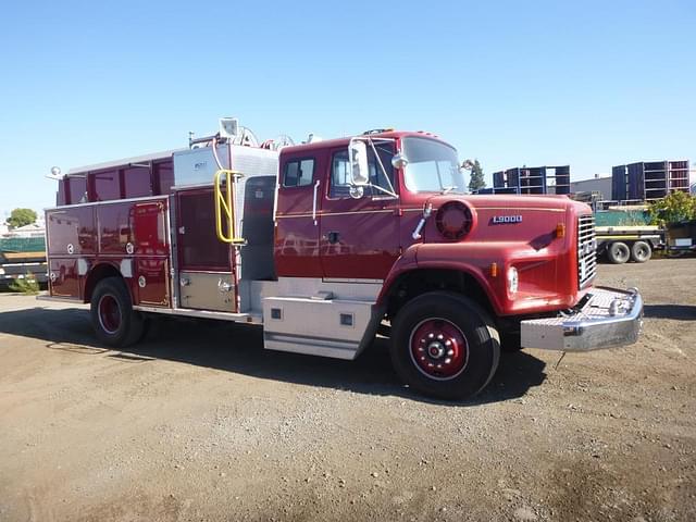 Image of Ford L9000 equipment image 1