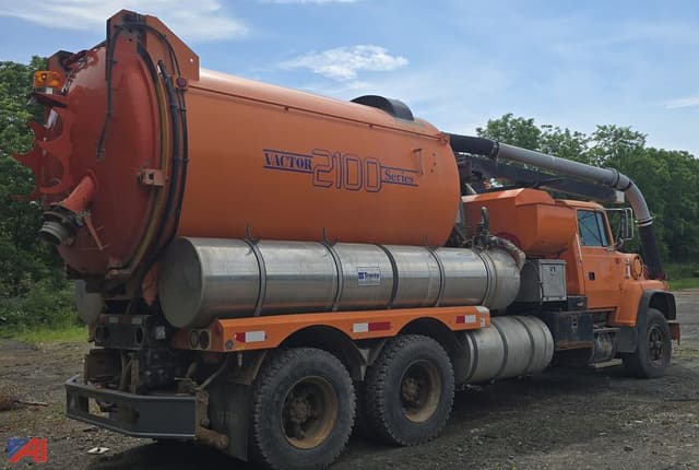 Image of Ford LNT9000 equipment image 3