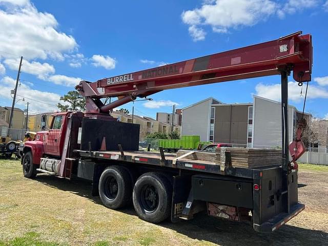 Image of Ford LTL9000 equipment image 1