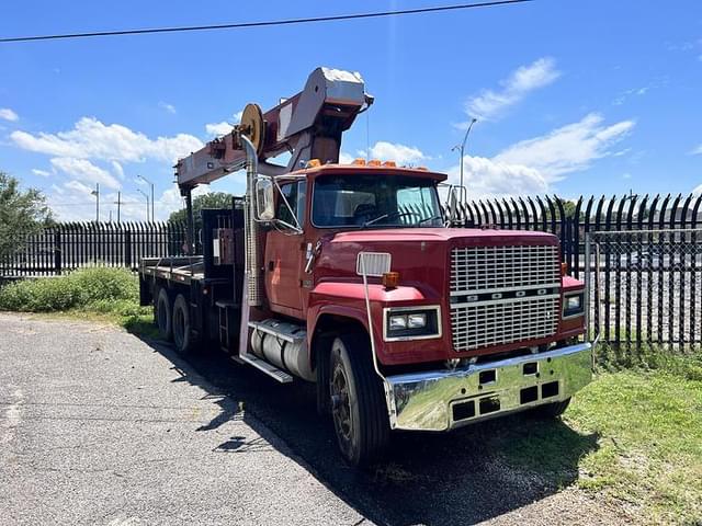 Image of Ford LTL9000 equipment image 4
