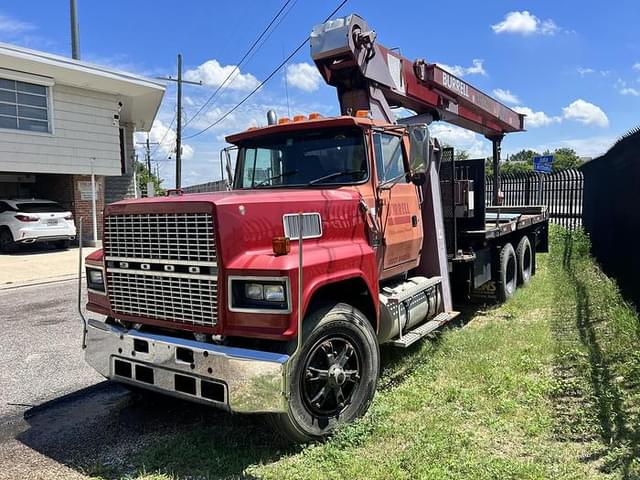 Image of Ford LTL9000 equipment image 2