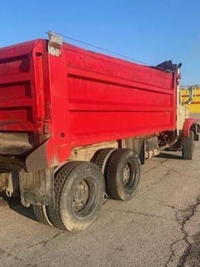 Image of Ford LTS8000 equipment image 4