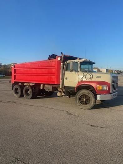 1991 Ford LTS8000 Equipment Image0