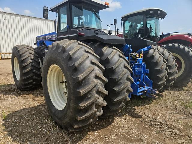 Image of Ford 876 equipment image 2