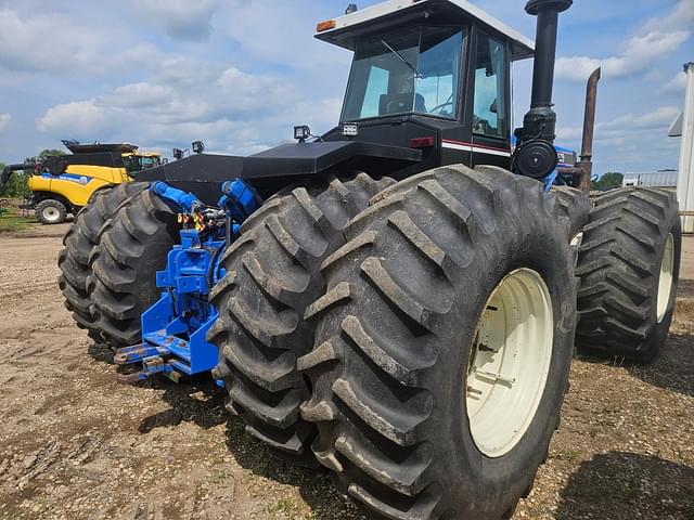 Image of Ford 876 equipment image 3