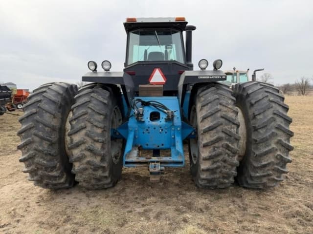 Image of Ford 876 equipment image 4