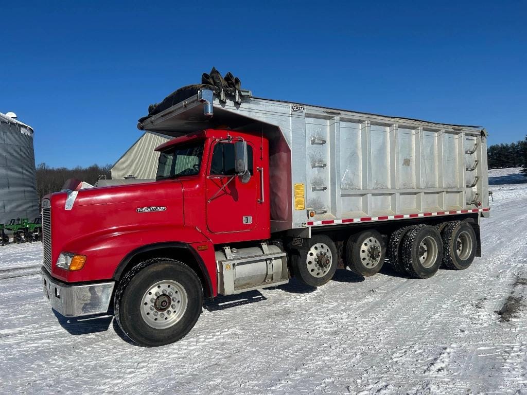 1991 Freightliner FLD Equipment Image0