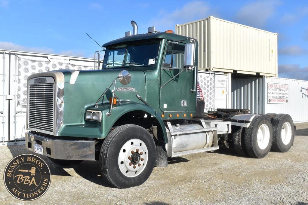 Main image Freightliner FLD120