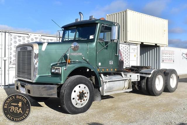 Image of Freightliner FLD120 equipment image 1