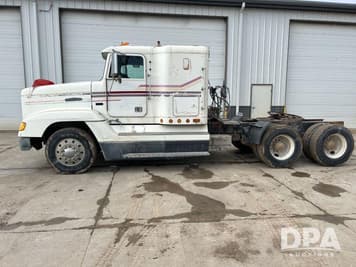 Main image Freightliner FLD120
