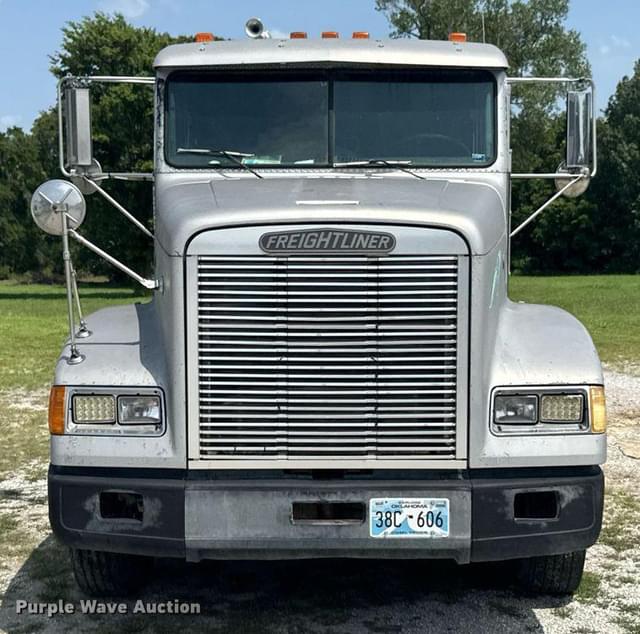 Image of Freightliner USF-1E equipment image 1
