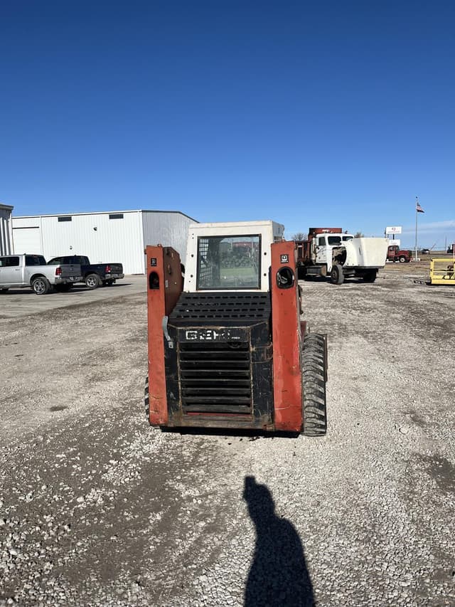 Image of Gehl 4610 equipment image 4