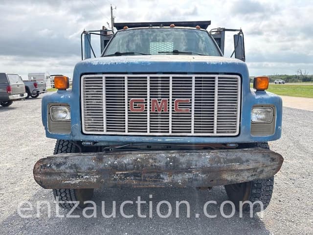 Image of GMC Topkick equipment image 1