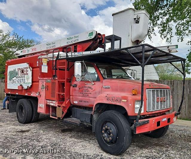 Image of GMC Topkick equipment image 2