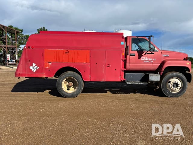 Image of GMC Topkick equipment image 3