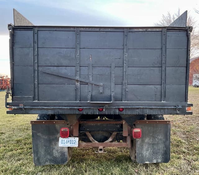 Image of GMC Topkick equipment image 3