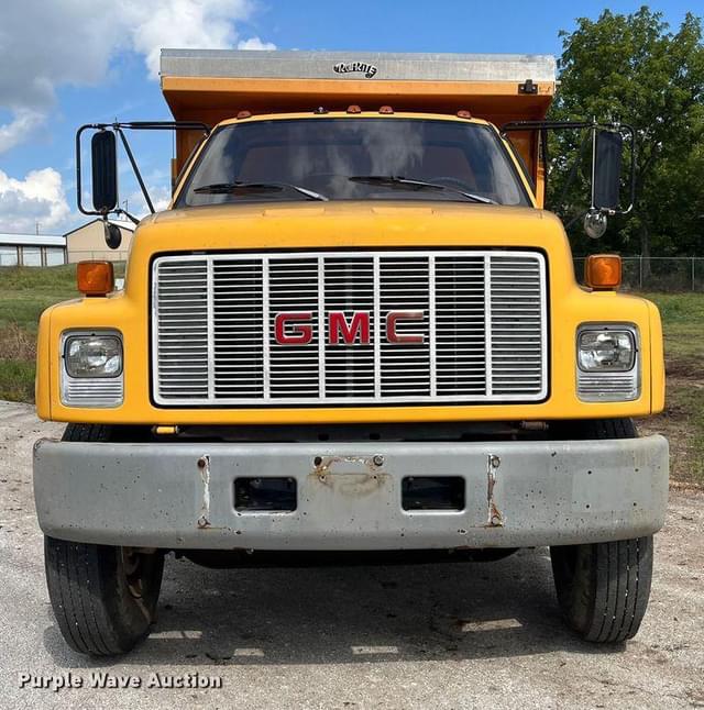 Image of GMC Topkick equipment image 1