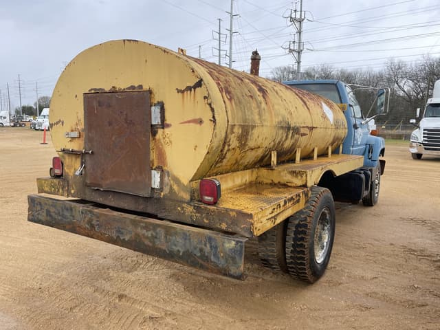 Image of GMC Topkick equipment image 2