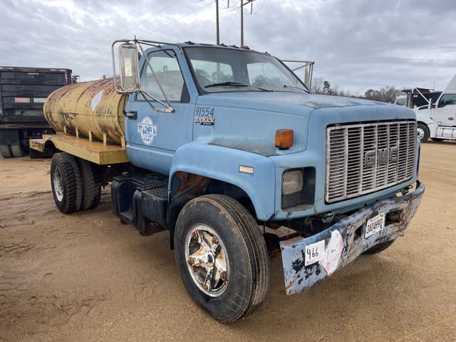 Image of GMC Topkick equipment image 3