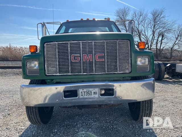 Image of GMC Topkick equipment image 2