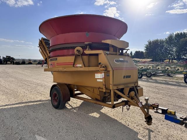 Image of Haybuster H1000 equipment image 1