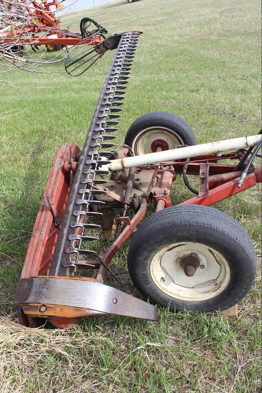 Image of International Harvester 1100 Image 1