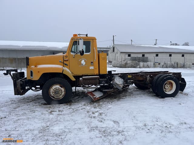 Image of International 2674 equipment image 1