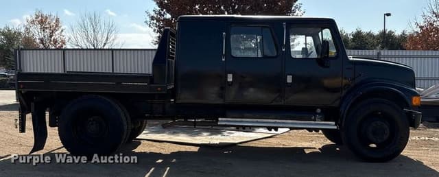 Image of International 3800 equipment image 3