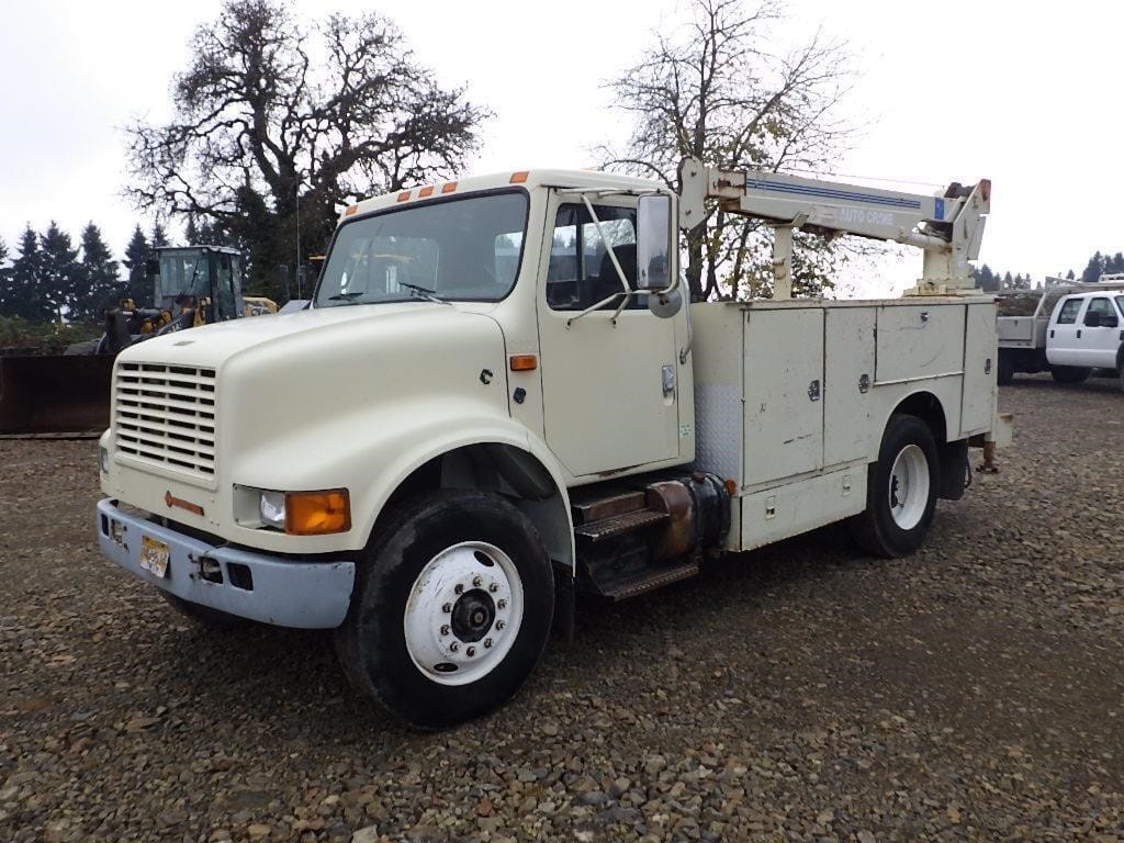 1991 International 4700 Equipment Image0