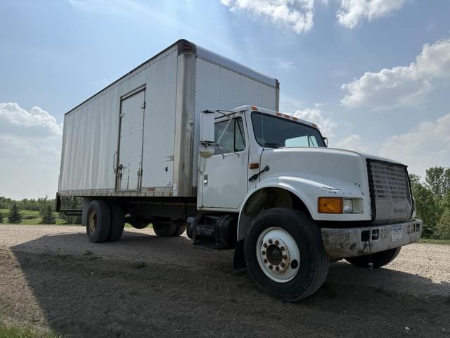 Image of International 4700 equipment image 3