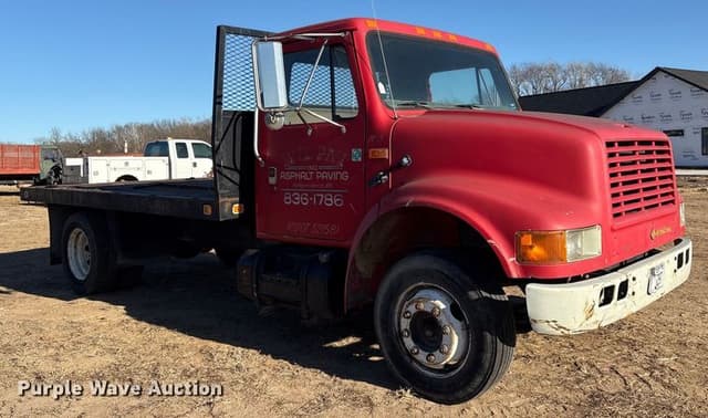 Image of International 4700 equipment image 2